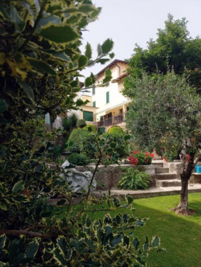 Giardino Fiorito Toscolano Maderno